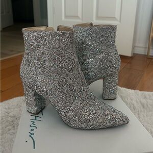 Betsey Johnson - Cady Rhinestone